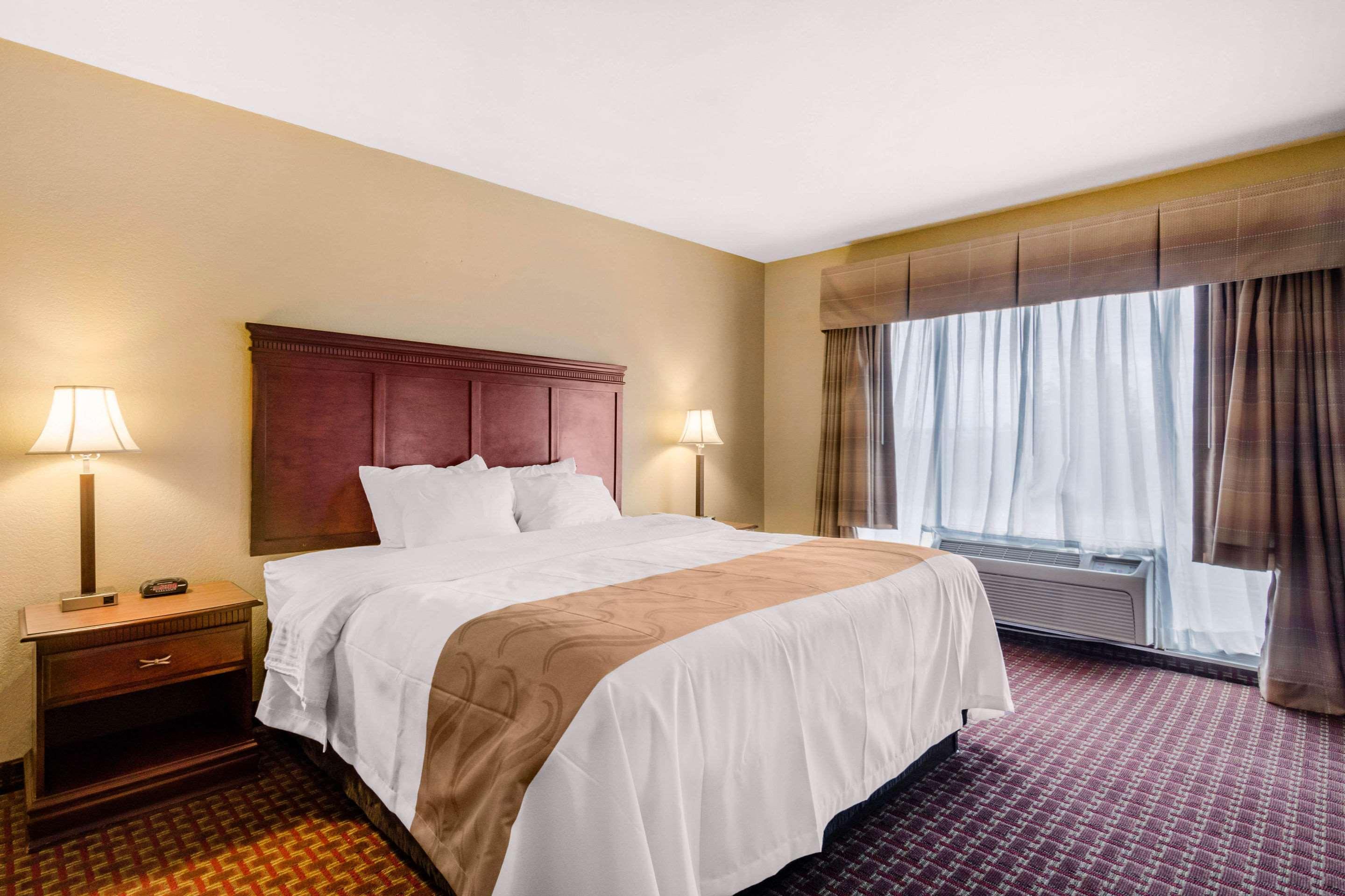 Quality Inn & Suites Carthage Exterior foto