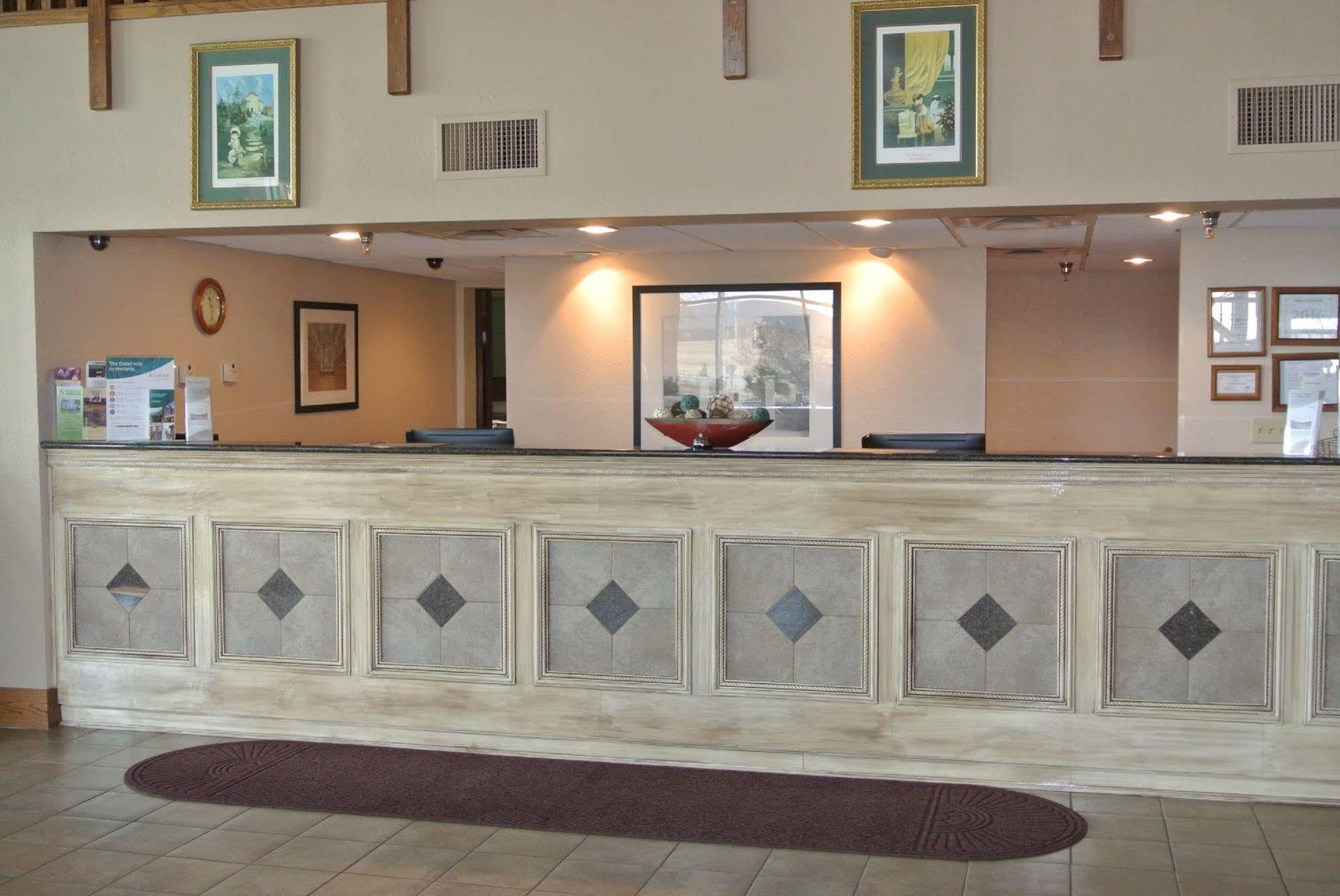 Quality Inn & Suites Carthage Exterior foto